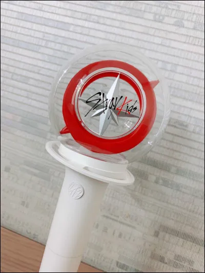 Ce lightstick est celui de :