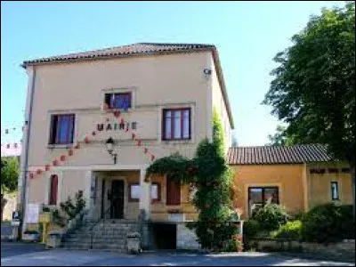 Village Lotois, dans la région naturelle de la Bouriane, Frayssinet-le-Gélat se situe dans l'ex région ...