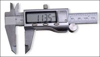 Quelle partie d'un théâtre apparaît dans le nom composé de cet outil de mesure ?