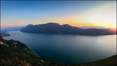 Vrai ou faux ? Le lac dAnnecy est le plus grand lac de France dorigine glaciaire.
