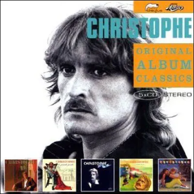 Que nous annoncent ces paroles ? "Dans ma veste de soie rose,
je déambule morose" :