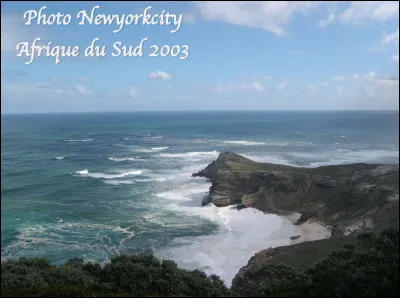 Quel est ce promontoire rocheux en C, situé sur l'extrémité de la péninsule du Cap en Afrique du Sud ?