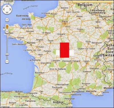 Quel département en I est est le plus au centre de la France ?