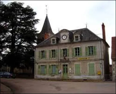 Nous sommes en Bourgogne-Franche-Comté, à Raveau. Commune de l'arrondissement de Cosne-Cours-sur-Loire, elle se situe dans le département ...