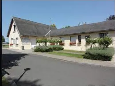 Je vous emmène en Normandie, à Saint-Jean-de-la-Neuville. Commune de l'aire d'attraction Havraise, elle se situe ...