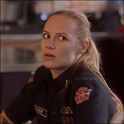 À qui Maya se confie-t-elle en premier sur sa relation avec Jack ?