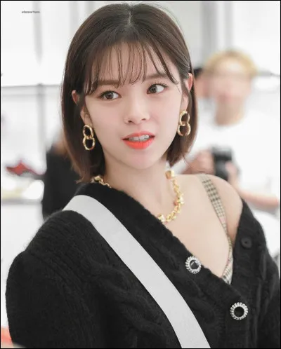 Quelle émission musicale Jeongyeon a-t-elle coanimée ?