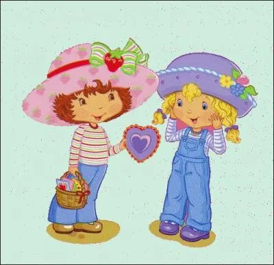 Comment s'appelle la petite fille blonde ?