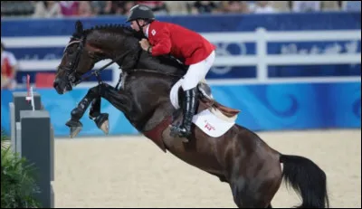 Combien y a-t-il d'événements équestres à travers le monde ?