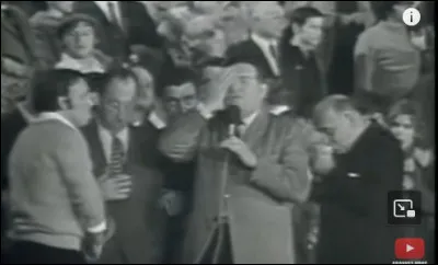 Quel présentateur célèbre interrompt en direct une émission de divertissement des années 60 "On m'a cassé mes lunettes" ?