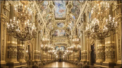 Qui entreprend sa construction en 1861 ?