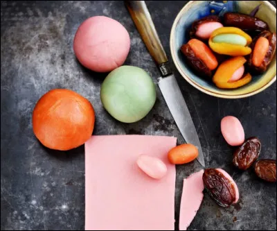 Quelle graine est utilisée dans le massepain ?