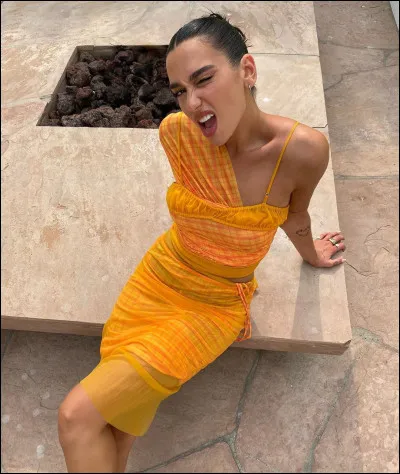 Quel &acirc;ge a-t-elle en 2023 ?