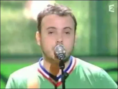 2004 > Mickey 3D nous ressasse un tout petit peu un certain Johnny, mais lequel ?