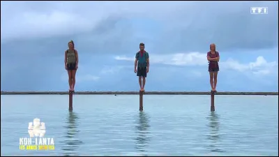 Pendant quelle saison les trois candidats des poteaux étaient tombés pratiquement en même temps ?