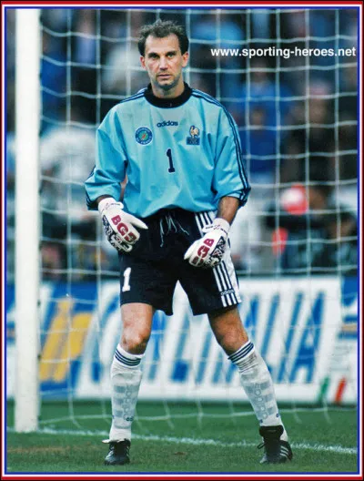 Qui est ce gardien de but, titularisé une seule fois en équipe de France et champion du monde en 1998 ?