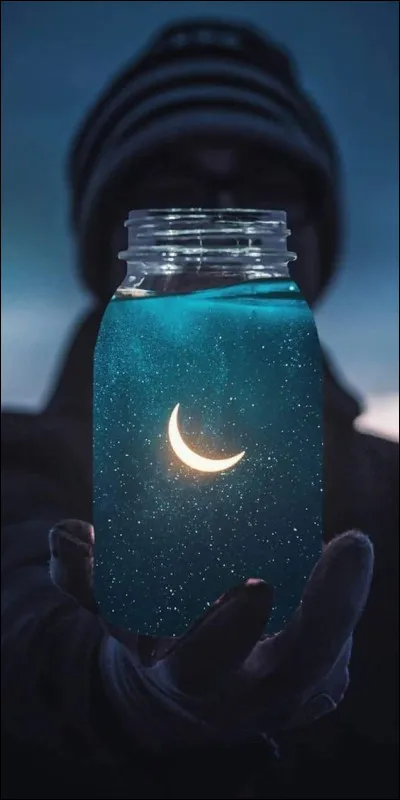 Comment te décrirais-tu en un seul mot ?