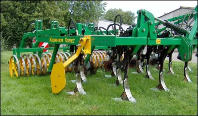 Le mot rotavator est un palindrome.