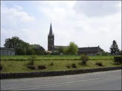 Je vous emmène maintenant dans les Hauts-de-France, à Caullery. Commune de l'arrondissement de Cambrai, elle se situe dans le département ...