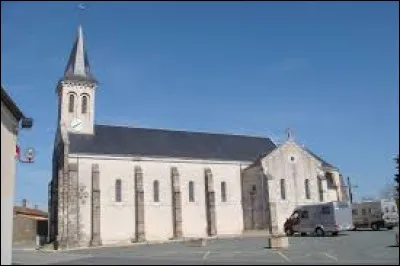 Nous sommes en Nouvelle-Aquitaine, à La Ferrière-en-Parthenay. C'est un village situé dans le département ...