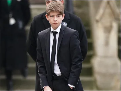 Quel est le deuxième prénom de James Mountbatten-Windsor ?