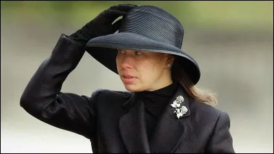 Quel est le deuxième prénom de Sarah Armstrong-Jones ?