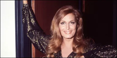 Complétez les paroles de cette chanson de Dalida nommée "Le Temps des fleurs" : "C'était le temps des fleurs / On ignorait la ... / Les lendemains avaient un goût de miel / Ton bras prenait mon bras".