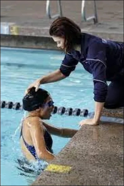 Qui nage dans une &eacute;quipe du lyc&eacute;e ?