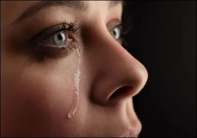Tu me vois pleurer, que fais-tu ?