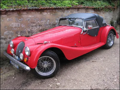 Quel acteur est la vedette du "Masque de l'araignée", de Lee Tamahori ?