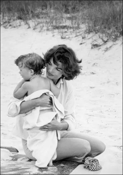 Au Vnzuela, des tudiants communistes avaient crit sur leurs affiches,  l'arrive du couple...