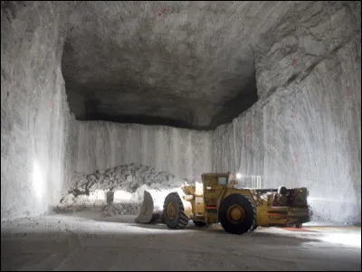 Quel est le nom du sel que l'on extrait de la terre ?