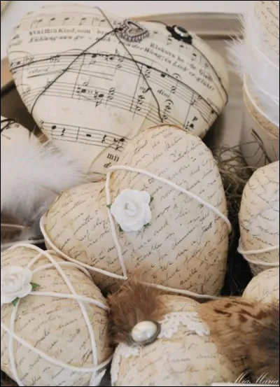 Qui chante "Je me dis, je me dis qu'on t'a aimé, mon ami, mon ami tu vas manquer" ?