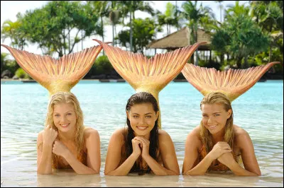 Elle est la ... des filles.