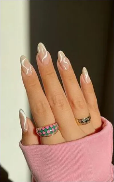 Quels ongles préfères-tu ?