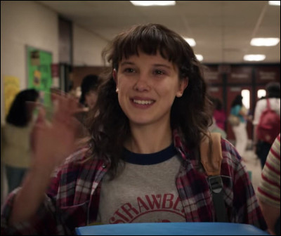 Dans la saison 4, quel pr&eacute;nom prend-elle pour aller au lyc&eacute;e ?