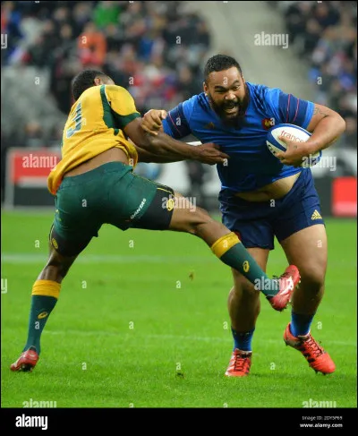 Où joue Uini Atonio ?