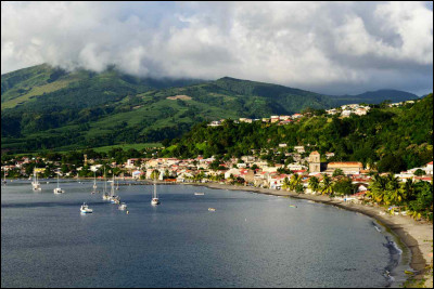 Comment s'appelle la capitale de la Martinique ?