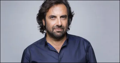 Dans quel pays les noms de famille finissent-ils généralement en -ian ?