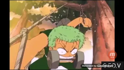 Qui est ce petit garçon qui s'entraîne ?