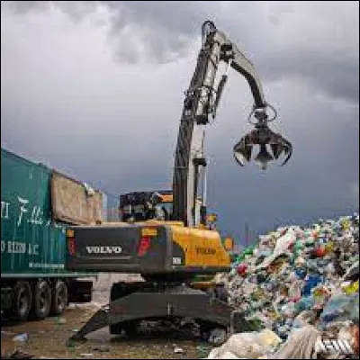 Qui éprouve une admiration pour cet engin de chantier ?