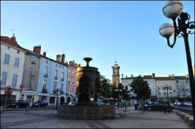 Laquelle de ces villes se situe dans le Puy-de-Dôme ?