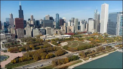Dans quel &Eacute;tat se trouve Chicago ?