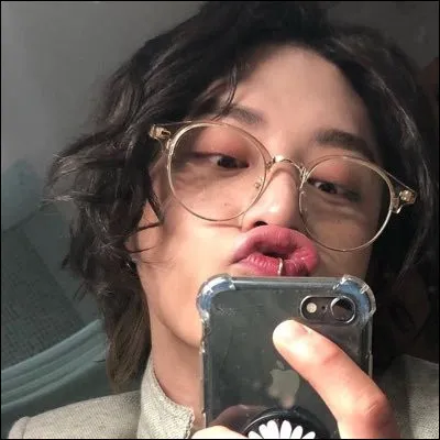 En quelle année a-t-il fait ses débuts en tant qu'acteur ?