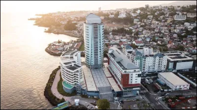 Où se trouve la tour Lumina ?