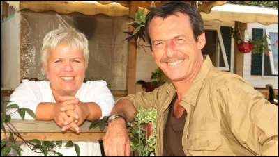 En 2009, il donne la réplique à Mimie Mathy dans un épisode de la série "Joséphine, ange gardien", intitulé...