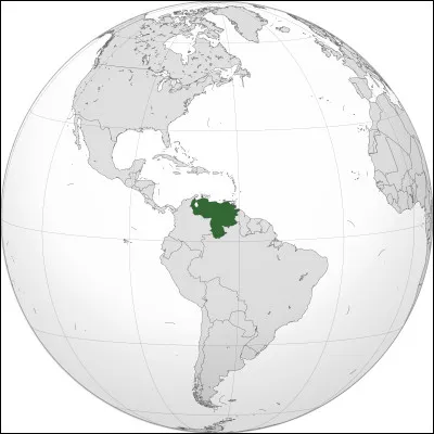 Bordé par la mer des Caraïbes à l'est, ce pays a connu des défis économiques et politiques ces dernières années. Quel est-il ?