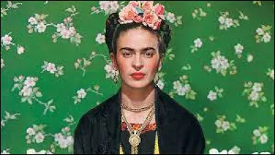 Frida Kahlo est une célèbre artiste mexicaine du XXe siècle. Dans quel domaine a-t-elle exercé ?