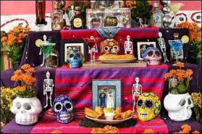 D'après ces images, désigner quelle est cette fête traditionnelle et sacrée au Mexique :