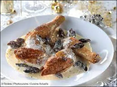 Quels champignons trouve-t-on dans un coq au vin jaune ?
